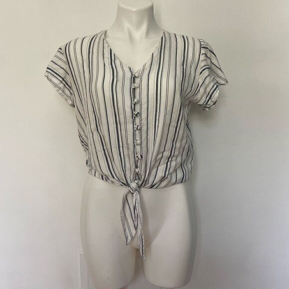 Sim & Sam stripe button front flutter top - Picture 7 of 8